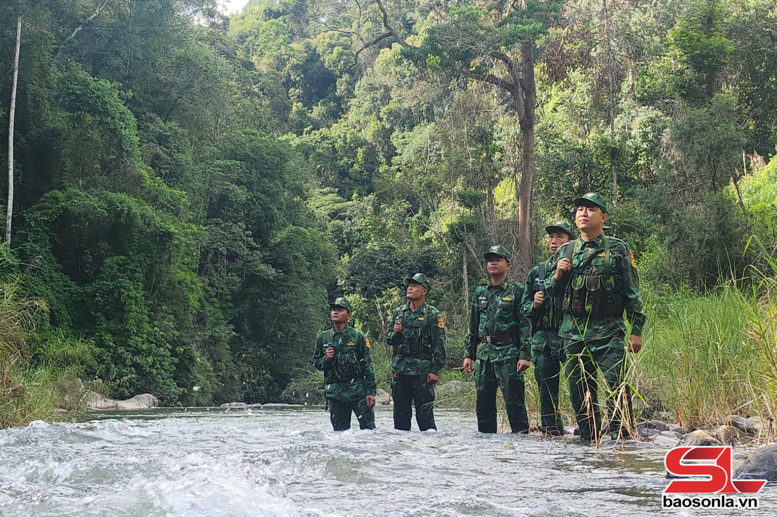 “Dân vận khéo” gắn kết tình quân dân