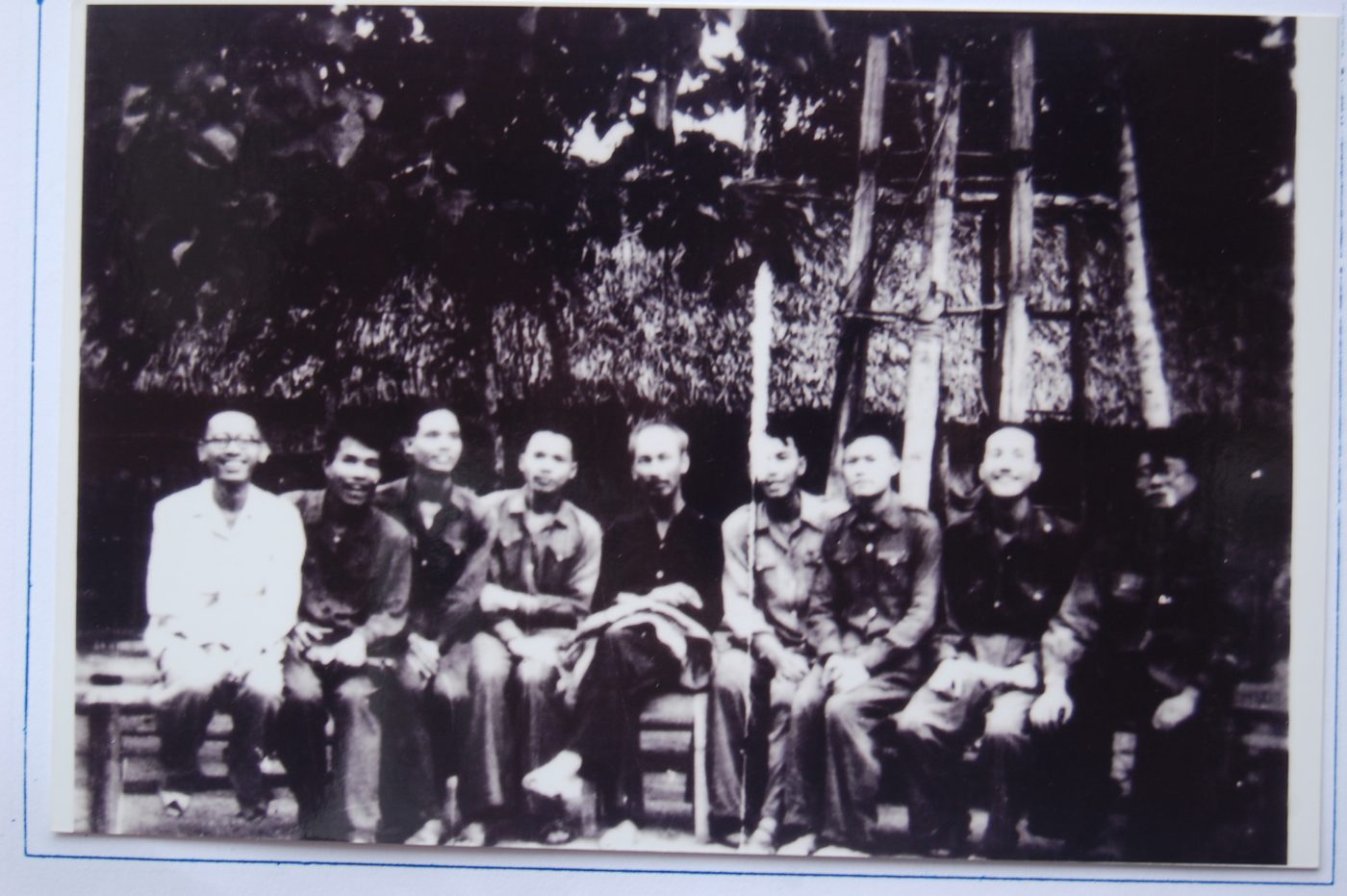 Tư liệu ảnh Chủ tịch Hồ Chí Minh với Tân Trào